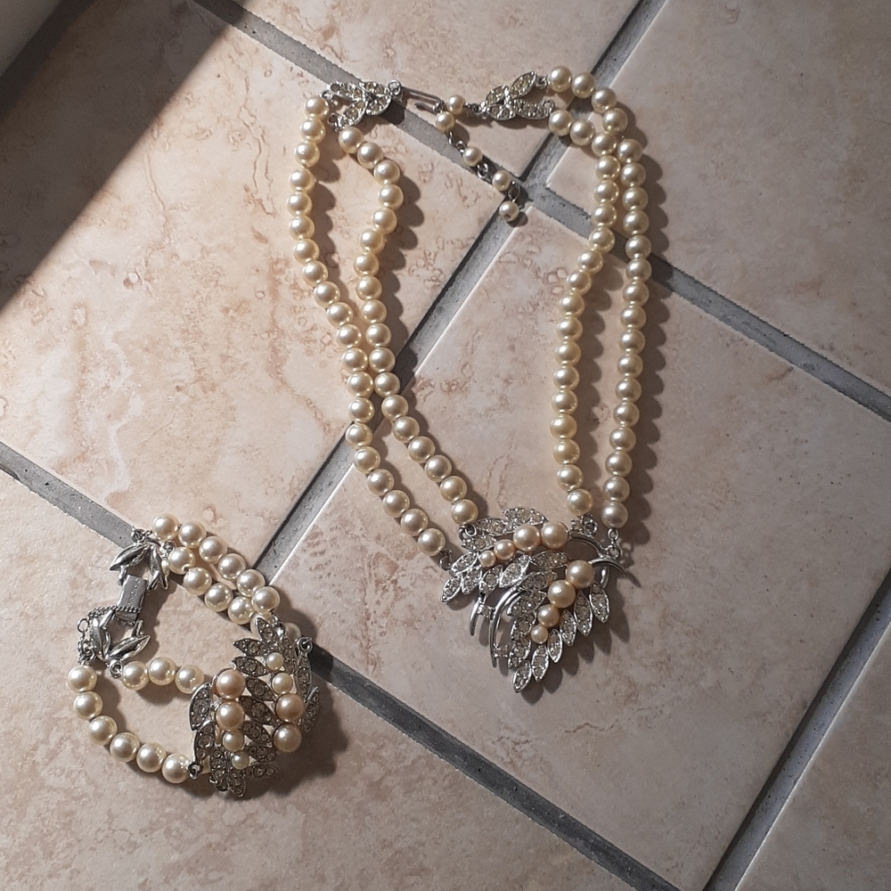 Vintage Emmons Faux Pearl Statement Set